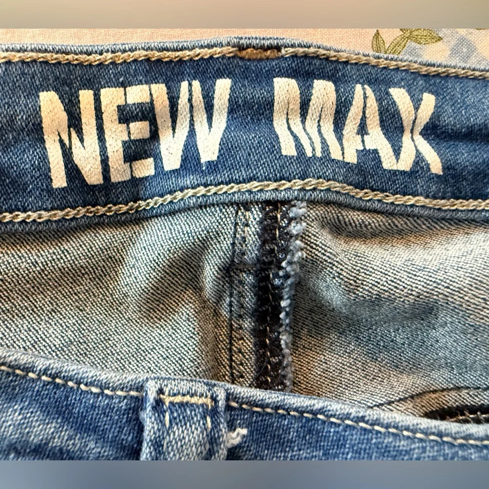 New Max Women’s Wide Straight Leg Blue Jeans Rhinestones 8 High Waist Stretch - Picture 4 of 7